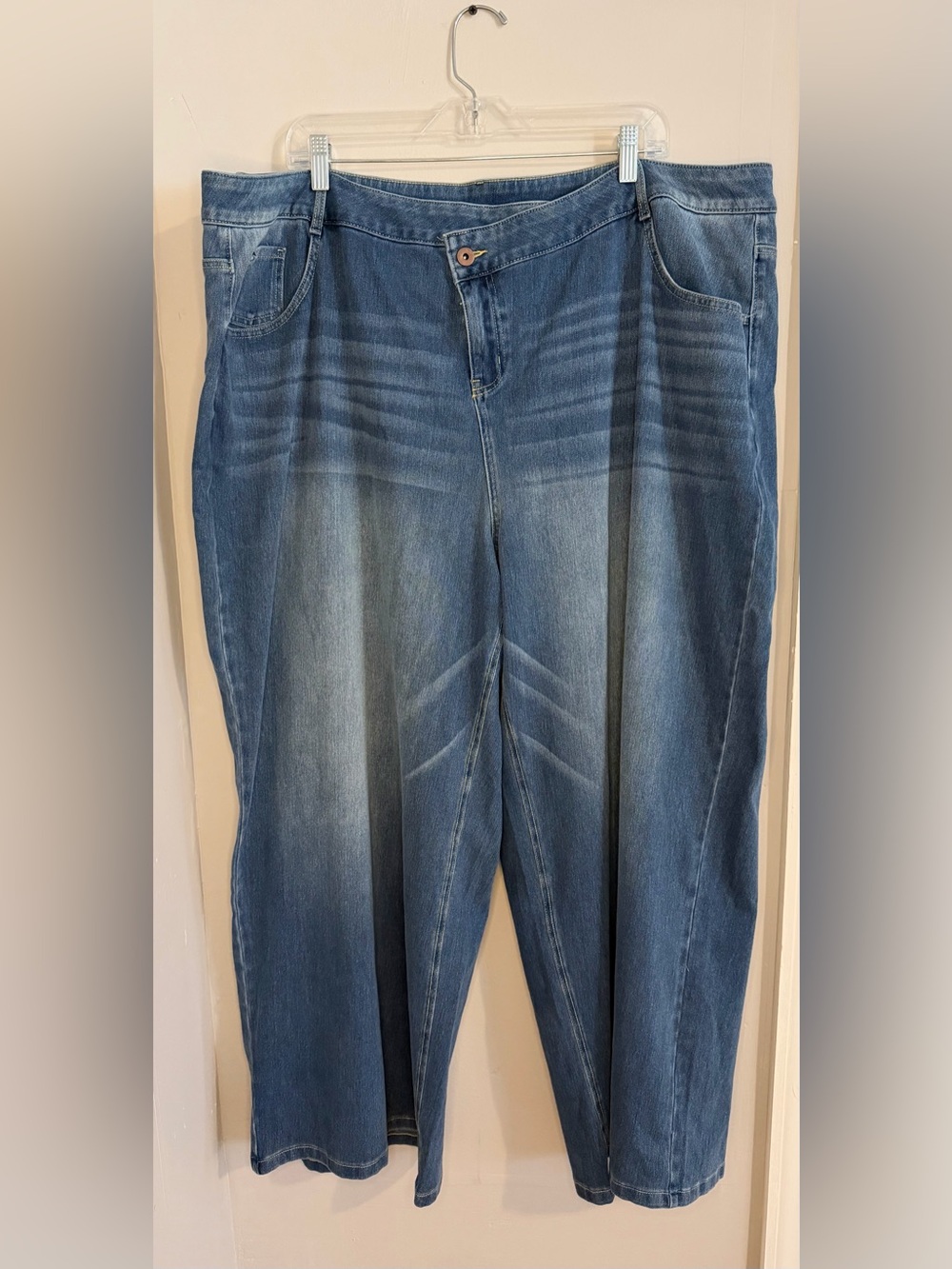 Halara Flex Asymmetric Low Rise Wide Leg Jeans 3X Light Wash Stretch NWT - Picture 2 of 5
